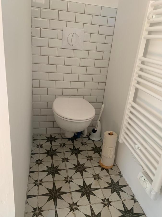 Appartamento Jolie Chambre Privee Beaufort-en-Vallée Esterno foto